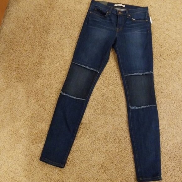 NWT! J BRAND Blue Mid-Rise Skinny Size 27 Jeans